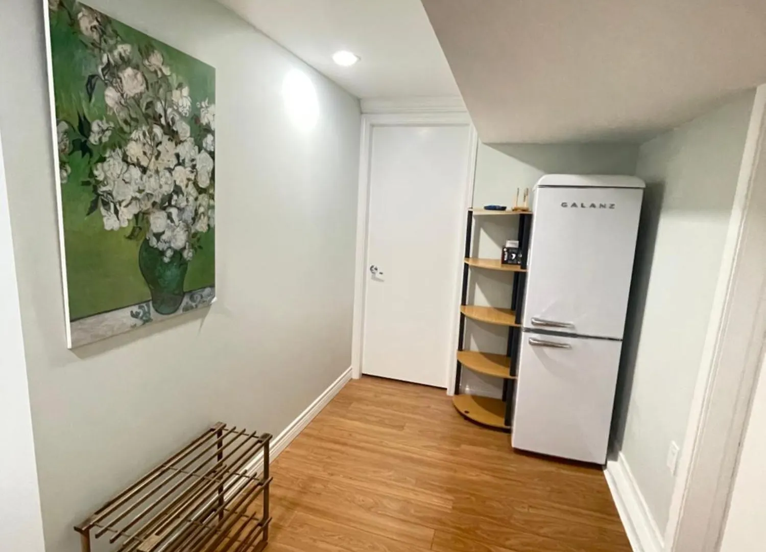 Гостевой дом Arbutus Violet Room Ванкувер Канада